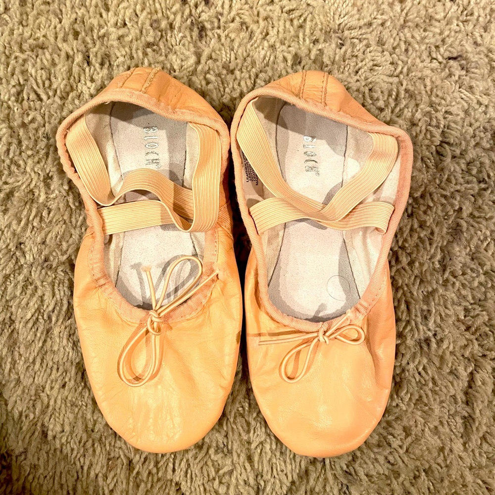 Bloch girls ballet shoes